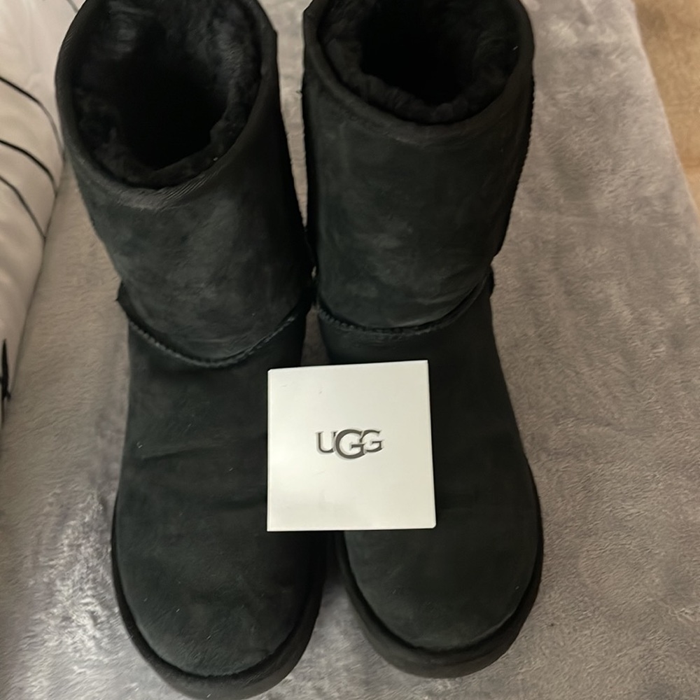Black Ugg Classic Boots Size 8 in Original Box